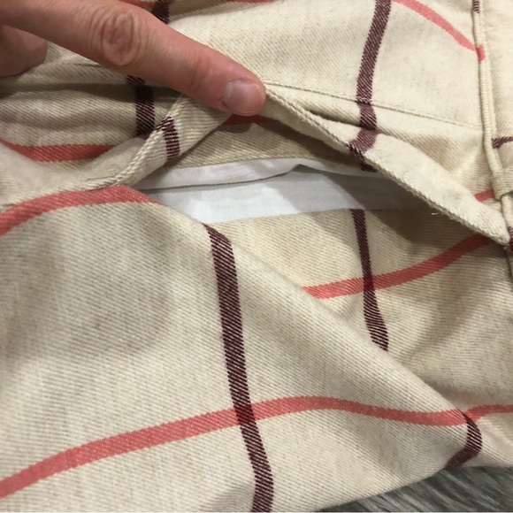 Hugo Boss Pleated Skirt - Picture 4 of 9